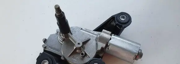 Nissan Qashqai+2 Rear window wiper motor