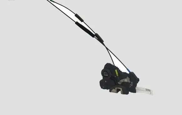 Toyota Avensis T270 Front door lock A046693