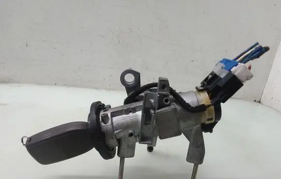 Volvo S40, V40 Ignition lock 38218