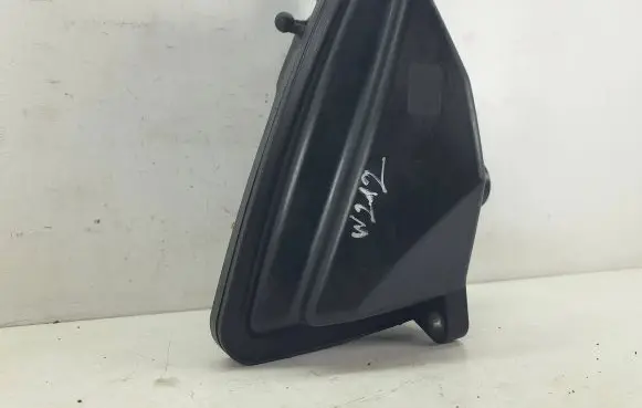 Intake resonator