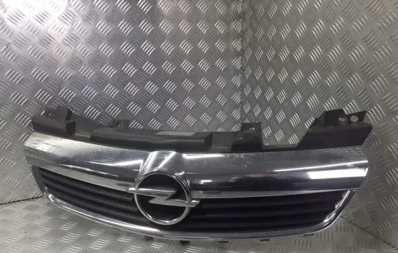 Opel Zafira B Bonnet/hood grill 13136136