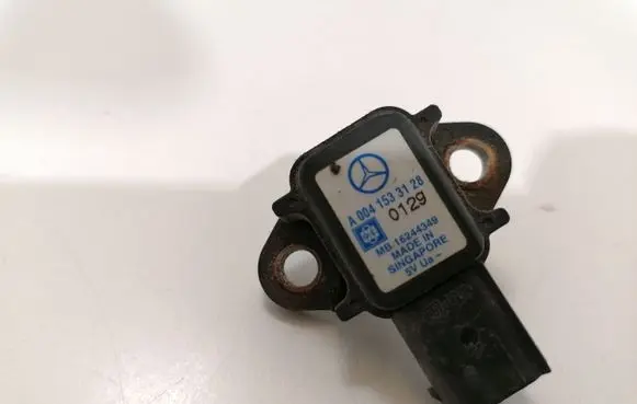 Mercedes-Benz C W203 Air pressure sensor A0041533128