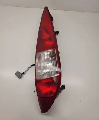 Ford Mondeo Mk III Rear/tail lights 1S7113404C
