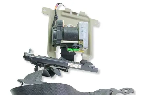 Mercedes-Benz C W203 Front seatbelt A62719A