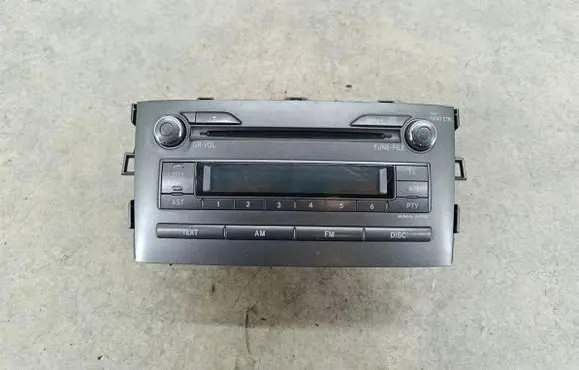 Toyota Auris 150 Radio/CD/DVD/GPS head unit 8612002520