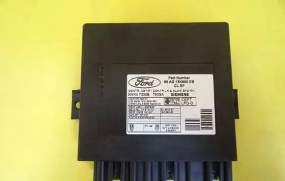 Ford Focus Comfort/convenience module 98AG15K600DB