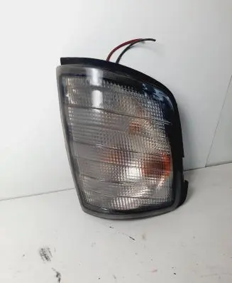 Mercedes-Benz E W124 Front indicator light