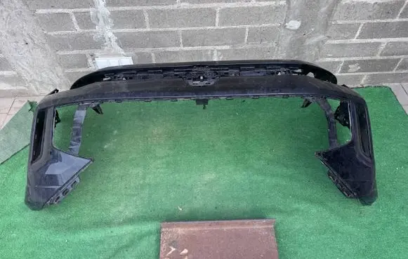 Volkswagen Tayron I Front bumper 