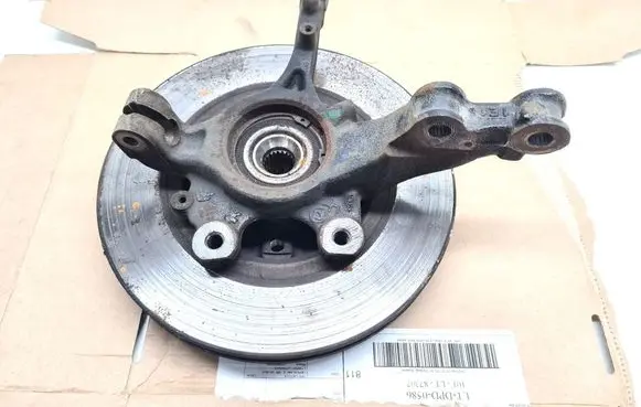 Opel Corsa F Front wheel hub 