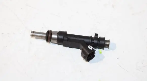 Audi A6 S6 C6 4F Fuel injector 06E133551 0280158053
