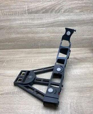 Opel Vectra C Rear bumper mounting bracket 13100355