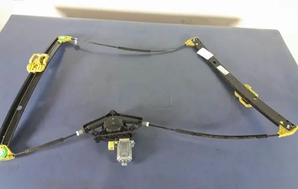 Skoda Octavia Mk3 (5E) Front door window regulator with motor 5E0837461B