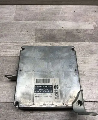Toyota Previa (XR30, XR40) II Engine control unit/module 1758005321 8966128890