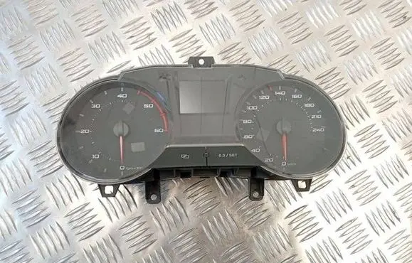 Speedometer (instrument cluster)