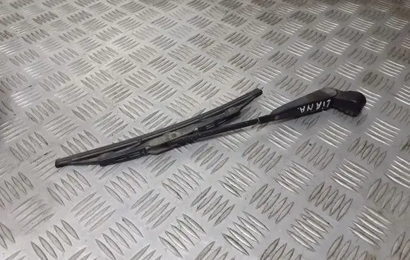 Suzuki Liana Rear wiper blade arm