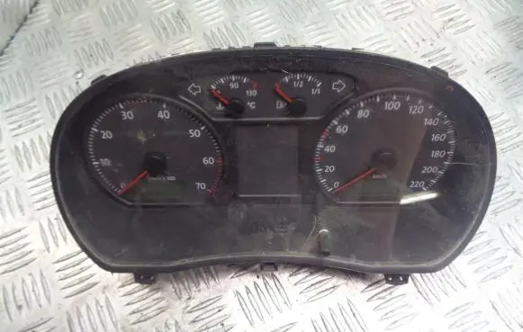 Volkswagen Polo IV 9N3 Tachometer 110080320003A