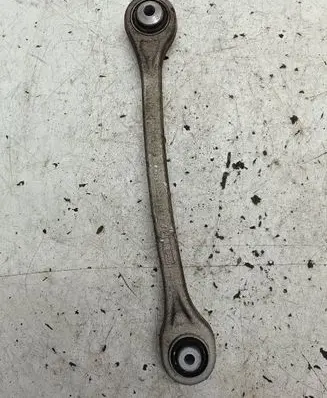 Rear control arm