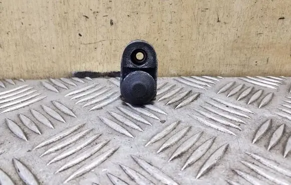 Nissan Qashqai Front door sensor 