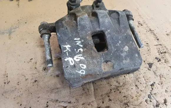 Opel Insignia A Front brake caliper