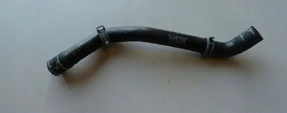 Volkswagen PASSAT B8 Engine coolant pipe/hose 3Q0122101AA