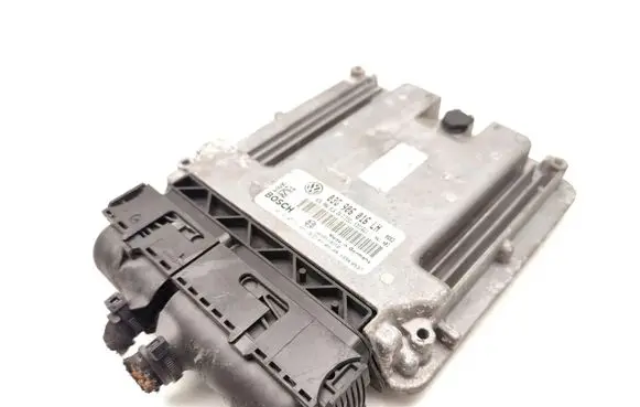 Volkswagen Golf V Engine control unit/module 03G906016LH 0281014059 1039S19210