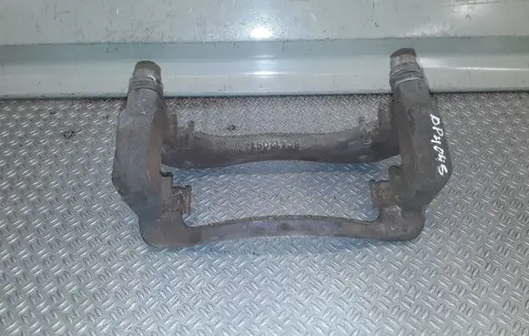SsangYong Korando Front Brake Caliper Pad/Carrier 