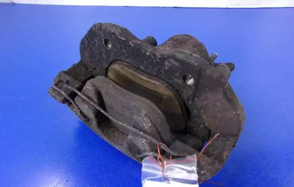 Ford Focus C-MAX Front brake caliper