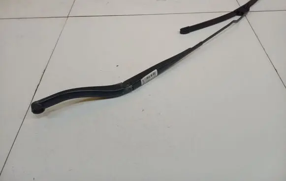 Opel Vectra C Front wiper blade arm 