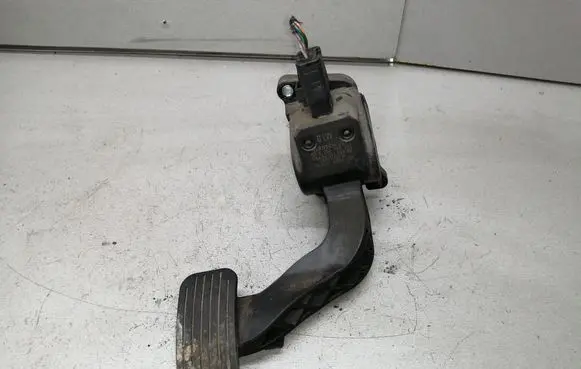 Citroen Xsara Picasso Accelerator throttle pedal 9653105980 0280755032