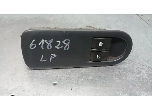 Renault Megane II Other switches/knobs/shifts 156018090