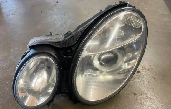 Mercedes-Benz E W211 Headlight/headlamp 15436100