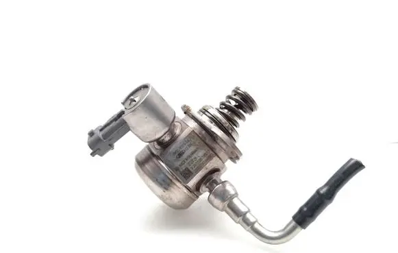 Ford Focus Fuel injection high pressure pump CM5G9D376GA
