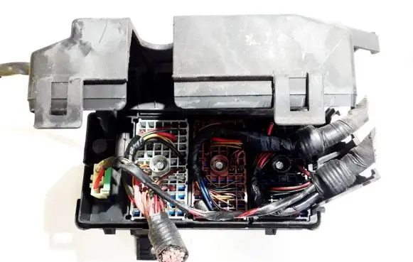 Hyundai Trajet Fuse box set 912203a001