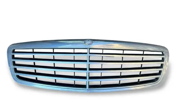 Mercedes-Benz S W221 Front bumper upper radiator grill 2218800083