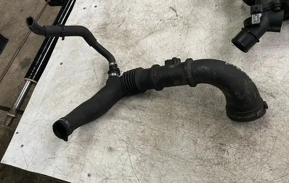 Citroen Jumper Intercooler hose/pipe 1366233080