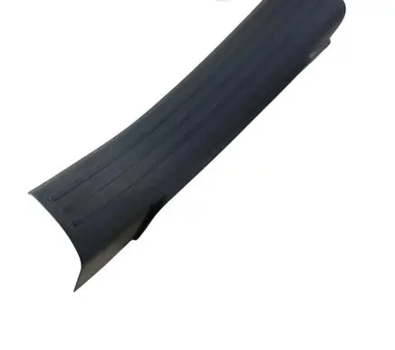 Jeep Cherokee Rear sill trim cover 1UD22DX9AC 1UD22TRMAC 53252647