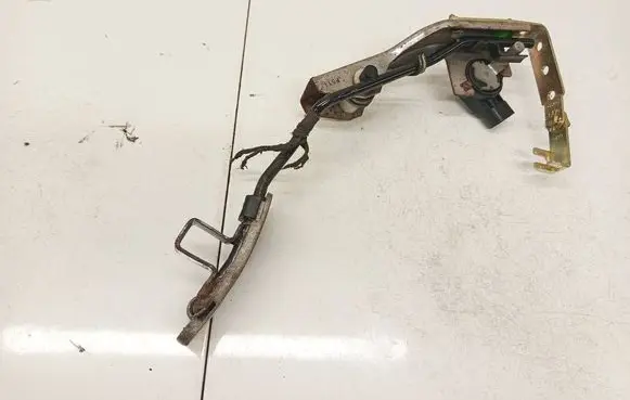 Nissan X-Trail T30 Accelerator throttle pedal 18919AM810