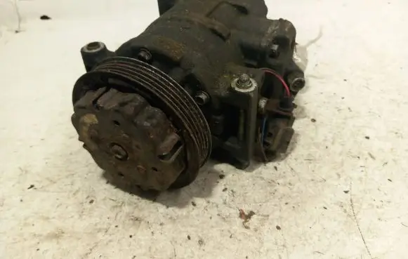 Audi A4 S4 B5 8D Air conditioning (A/C) compressor (pump)
