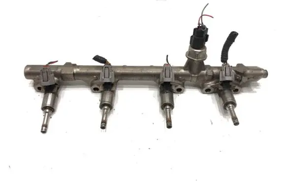 Fuel main line pipe
