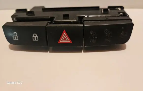 Opel Insignia A Hazard light switch 13324594