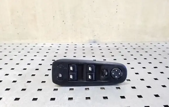 Peugeot 308 Electric window control switch 96788281ZD