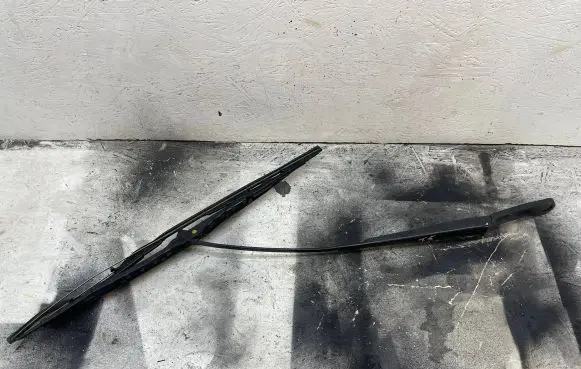 Volkswagen Multivan T5 Front wiper blade arm 7H1955409C