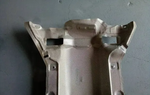 Exhaust heat shield