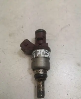 Mercedes-Benz C W204 Fuel injector A2710780023