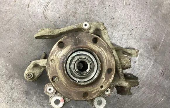 Citroen C5 Rear wheel hub