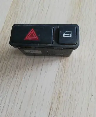 BMW 3 E46 Hazard light switch 8368920