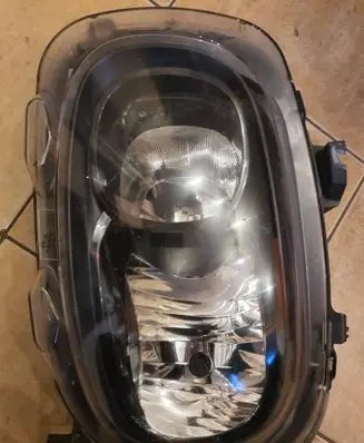 Citroen C1 Headlight/headlamp 90097902 9820059680