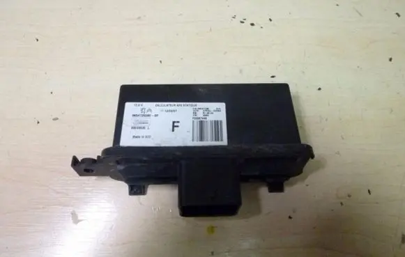 Peugeot 207 CC Light module LCM 9654725580 G842
