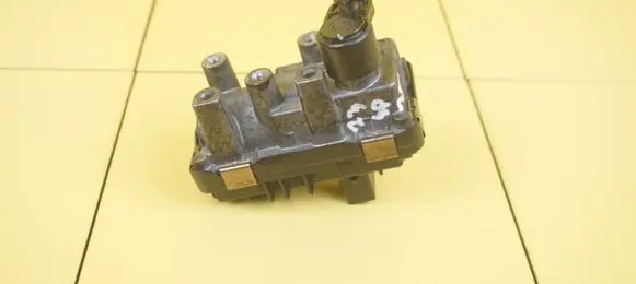 Mini One - Cooper Coupe R56 Turbine electric control actuator 59001107138 N47C16A