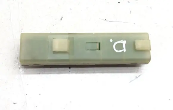 Mercedes-Benz E W212 Voltage converter/converter module A0009820012